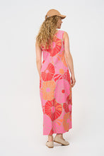 Afbeelding in Gallery-weergave laden, Pip - Mi Piace - Travelstof Jurk - Desert Anemone Print Coral - 202278