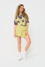 Afbeelding in Gallery-weergave laden, Pien - Mi Piace - Travelstof Blouse - Desert Anomone Print Sweet Pea - 202270