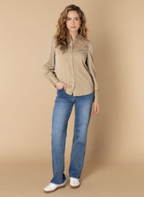 Afbeelding in Gallery-weergave laden, Tyria - IVY BEAU - Blouse - Sand