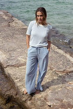 Afbeelding in Gallery-weergave laden, Malou - IVY BEAU - Broek - Blue - Sale