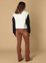 Afbeelding in Gallery-weergave laden, Saara - IVY BEAU - Gilet - Off White
