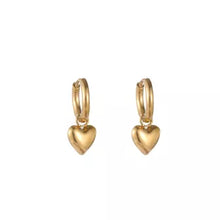 Afbeelding in Gallery-weergave laden, Heart Hoop 14K goudkleurige Oorbellen E1799-2