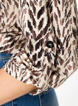 Afbeelding in Gallery-weergave laden, Era - IVY BEAU - Shirt - Soft Sand/Multi-C