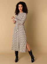 Afbeelding in Gallery-weergave laden, Phie - IVY BEAU - Jurk - Off White/Multi-Colour