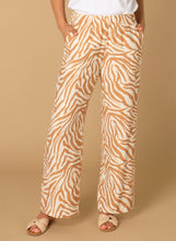 Afbeelding in Gallery-weergave laden, Madelon - IVY BEAU - Broek - Caramel/Multi-Colour