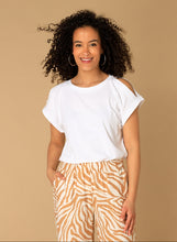 Afbeelding in Gallery-weergave laden, Miya - IVY BEAU - Top - Bright White