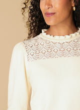 Afbeelding in Gallery-weergave laden, Rose - IVY BEAU - Trui - Cream