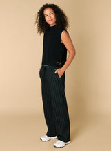 Afbeelding in Gallery-weergave laden, Rosalynn - IVY BEAU - Trui - Black