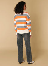 Afbeelding in Gallery-weergave laden, Rika - IVY BEAU - Trui - Mandarin orange/Multi