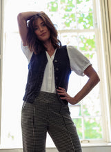 Afbeelding in Gallery-weergave laden, Serina - IVY BEAU - Blouse - Off White