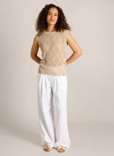 Afbeelding in Gallery-weergave laden, Christina - IVY BEAU - Top - Khaki