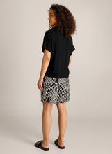 Afbeelding in Gallery-weergave laden, Cira - IVY BEAU - Blouse - Black