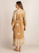Afbeelding in Gallery-weergave laden, Carli - IVY BEAU - Jurk - Camel/Multi color