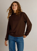Afbeelding in Gallery-weergave laden, Kara - IVY BEAU - Trui - Chocolate Brown