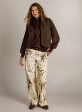 Afbeelding in Gallery-weergave laden, Kyla - IVY BEAU - Mouwloos Vestje - Chocolate Brown