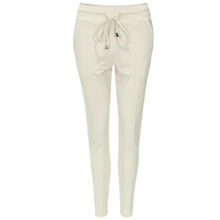 Afbeelding in Gallery-weergave laden, Mayke - Mi Piace - Travelstof Broek 7/8 - Kit - 202024A