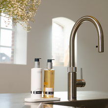 Afbeelding in Gallery-weergave laden, Hand Care Set Black 22 + Luxury Tray White - Janzen