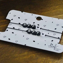 Afbeelding in Gallery-weergave laden, Armbandjes BFF Zwart wit 2 stuks Lieflabel AAAndacht