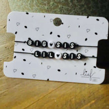 Afbeelding in Gallery-weergave laden, Armbandjes Big & Lil Sis Zwart wit 2 stuks Lieflabel AAAndacht