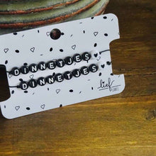 Afbeelding in Gallery-weergave laden, Armbandjes Dinnetjes Zwart wit 2 stuks Lieflabel AAAndacht
