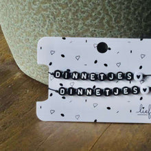 Afbeelding in Gallery-weergave laden, Armbandjes Dinnetjes Zwart wit 2 stuks Lieflabel AAAndacht