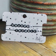 Afbeelding in Gallery-weergave laden, Armbandjes Double & Trouble Zwart wit 2 stuks Lieflabel AAAndacht