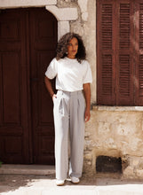 Afbeelding in Gallery-weergave laden, Gilaila - IVY BEAU - Blouse - White