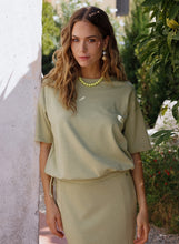 Afbeelding in Gallery-weergave laden, Cloud - IVY BEAU - Top - Pistachio