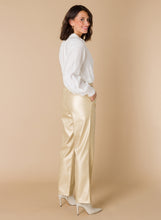 Afbeelding in Gallery-weergave laden, Fiorella - IVY BEAU - Blouse - Off White
