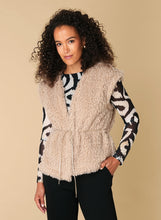 Afbeelding in Gallery-weergave laden, Runa - IVY BEAU - Gilet - Cream
