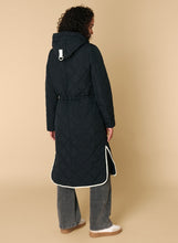 Afbeelding in Gallery-weergave laden, Roya  - IVY BEAU - Jacket - Black/Cream
