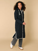 Afbeelding in Gallery-weergave laden, Roya  - IVY BEAU - Jacket - Black/Cream

