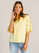 Afbeelding in Gallery-weergave laden, Vie - IVY BEAU - Blouse - Wax Yellow
