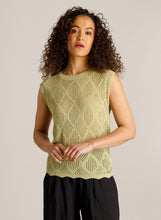 Afbeelding in Gallery-weergave laden, Christina - IVY BEAU - Top - Pistachio