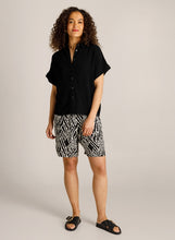 Afbeelding in Gallery-weergave laden, Cira - IVY BEAU - Blouse - Black