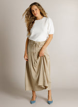 Afbeelding in Gallery-weergave laden, Dorien - IVY BEAU - Trui - Off White