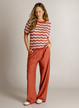 Afbeelding in Gallery-weergave laden, Djuna - IVY BEAU - Trui -  Barn Red