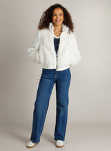 Afbeelding in Gallery-weergave laden, Hillie - IVY BEAU - Jacket - Off White