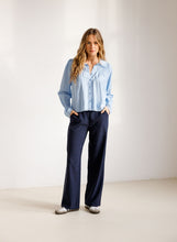 Afbeelding in Gallery-weergave laden, Hella - IVY BEAU - Blouse - Sky Blue