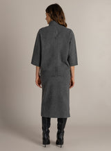 Afbeelding in Gallery-weergave laden, Mercy - IVY BEAU - Trui - Dark Grey
