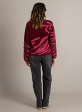 Afbeelding in Gallery-weergave laden, Marlou - IVY BEAU - Trui - Dark Wine Red/Multi-Colour