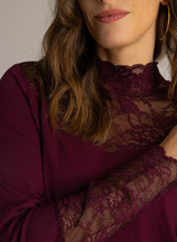 Afbeelding in Gallery-weergave laden, Marte - IVY BEAU - Shirt - Dark Wine Red