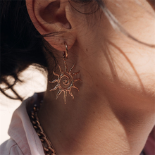 Afbeelding in Gallery-weergave laden, Earstud Sol Suave - iXXXi - Oorbellen
