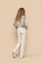 Afbeelding in Gallery-weergave laden, Betty - Mi Piace - Travelstof Blouse - Mona Florals Print Falcon - 60840