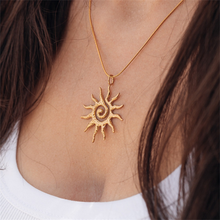 Afbeelding in Gallery-weergave laden, Sol Suave - iXXXi - Ketting
