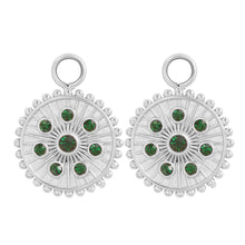 Afbeelding in Gallery-weergave laden, Midnight Emerald - iXXXi - Hoop Charms
